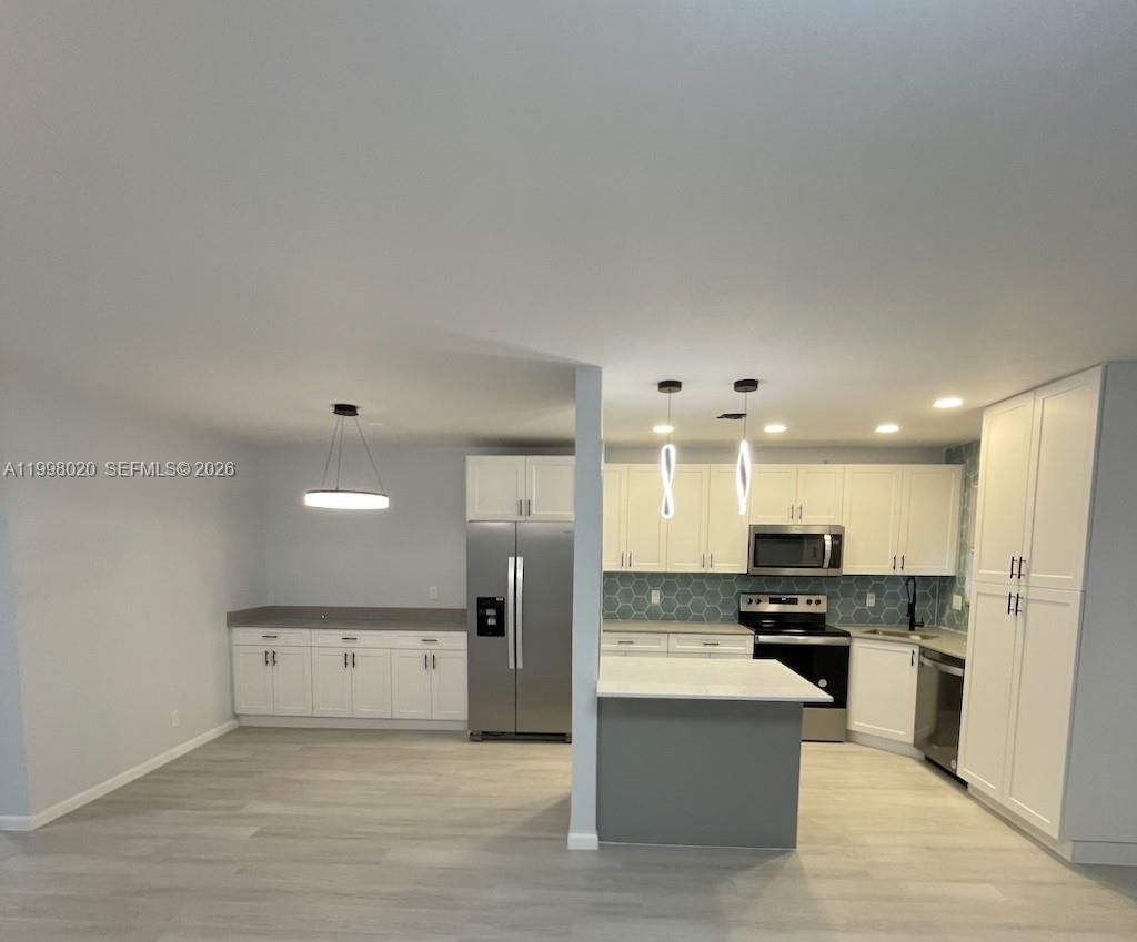 2041 NW 81st Avenue, Unit 426, Pembroke Pines, FL 33024 Photo