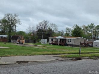 2335 Jerome Lane  Cahokia, IL 62206