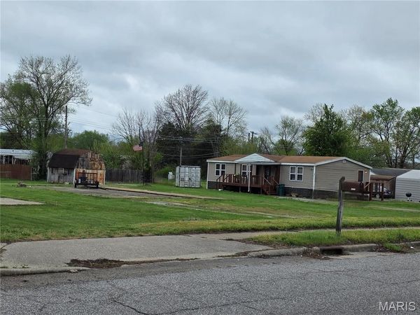 2335 Jerome Lane , Cahokia, IL 62206