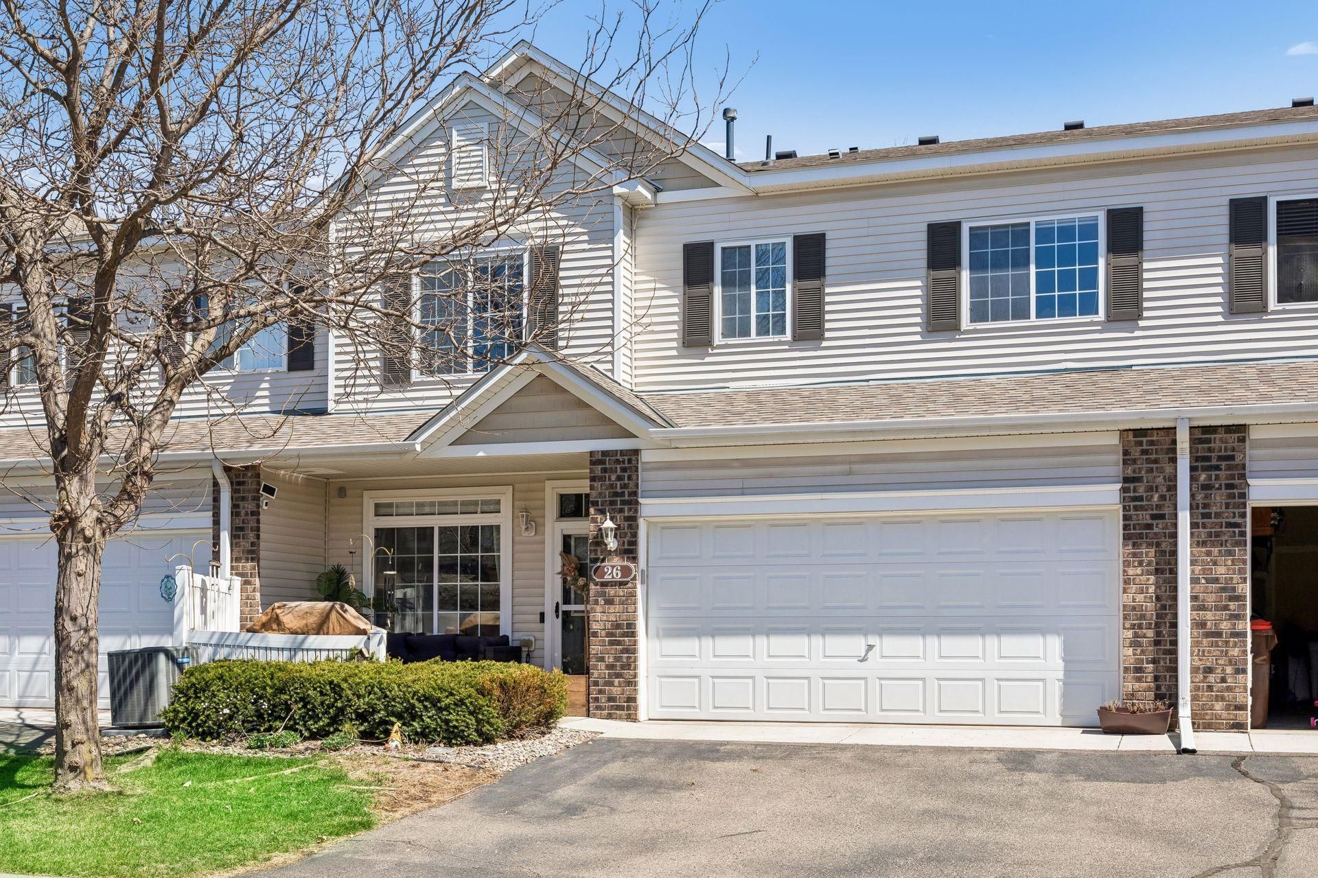 26 River Woods Drive W, Saint Paul Park, MN 55071