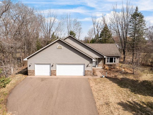 13400 295th Street, Lindstrom, MN 55045