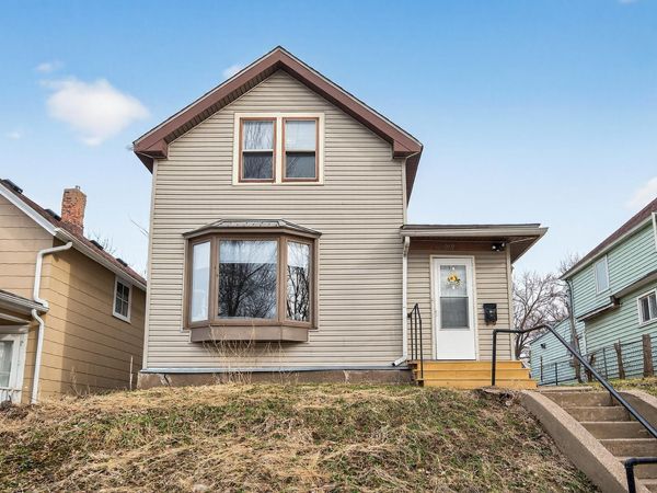 959 Euclid Street , Saint Paul, MN 55106