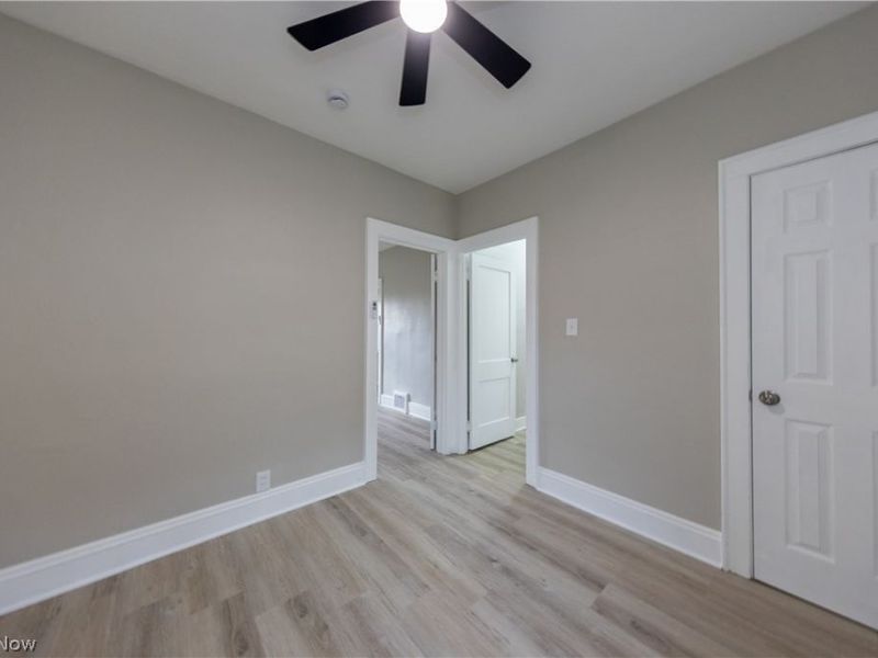 9711 Aetna Road, Cleveland, OH 44105 Photo 18