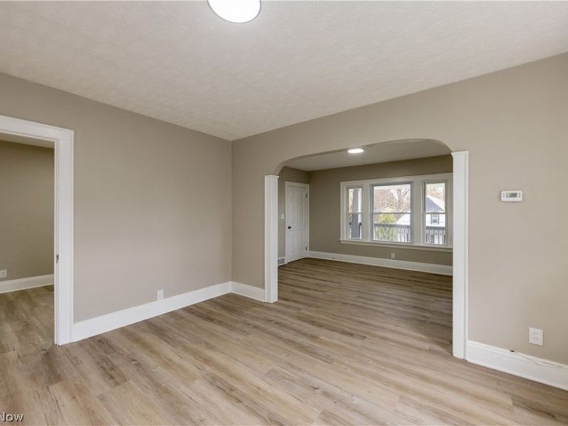 9711 Aetna Road, Cleveland, OH 44105 Photo 27