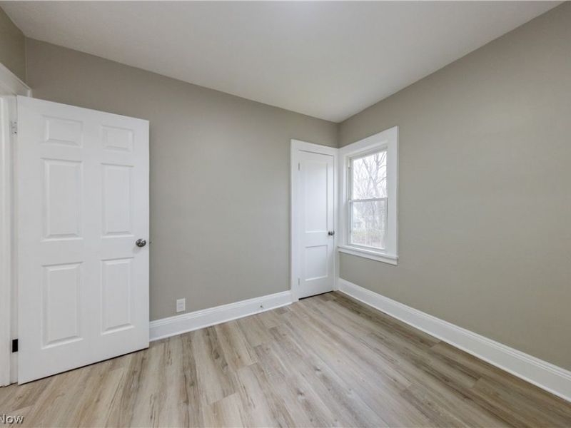 9711 Aetna Road, Cleveland, OH 44105 Photo 33