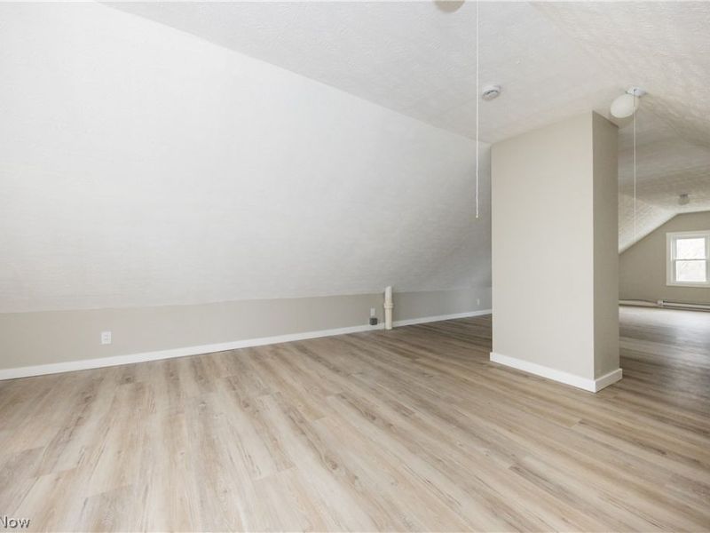 9711 Aetna Road, Cleveland, OH 44105 Photo 40