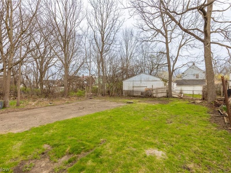 9711 Aetna Road, Cleveland, OH 44105 Photo 48