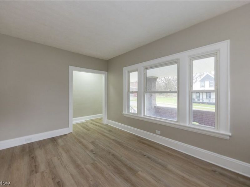 9711 Aetna Road, Cleveland, OH 44105 Photo 6