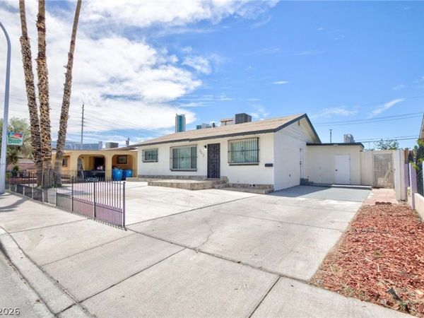 2312 Beverly Way , Las Vegas, NV 89104