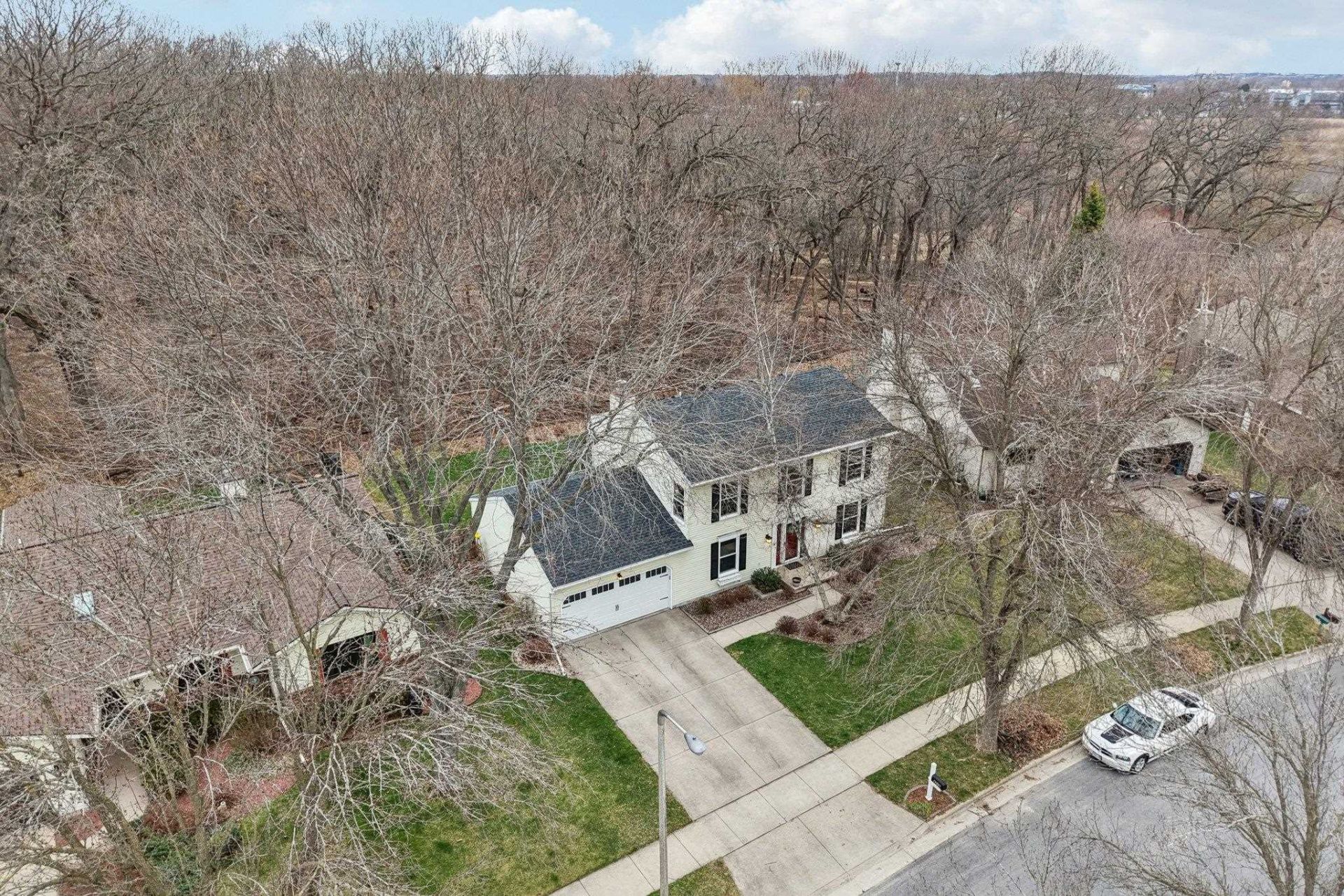 4318 Beilfuss Drive, Madison, WI 53704 Main Photo