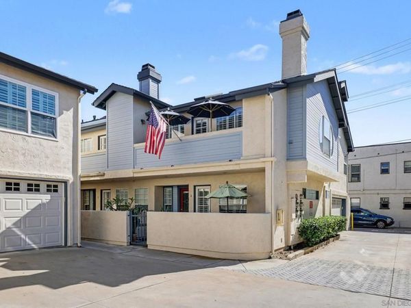 1100 Adella Ave, Unit 4, Coronado, CA 92118