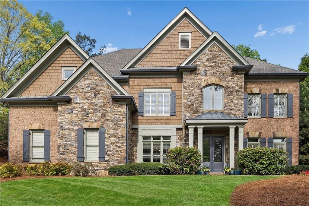 325 Plantation Way, Roswell, GA 30075 Main Photo