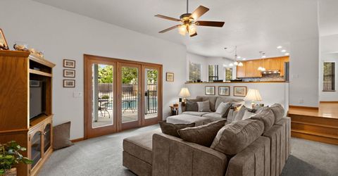 151 Audubon Cir, Sacramento, CA 95831 Photo