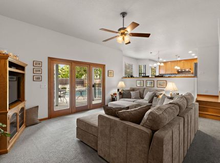 151 Audubon Cir, Sacramento, CA 95831 Photo