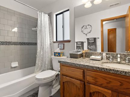 151 Audubon Cir, Sacramento, CA 95831 Photo