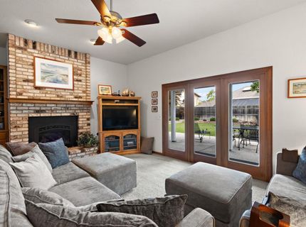 151 Audubon Cir, Sacramento, CA 95831 Photo