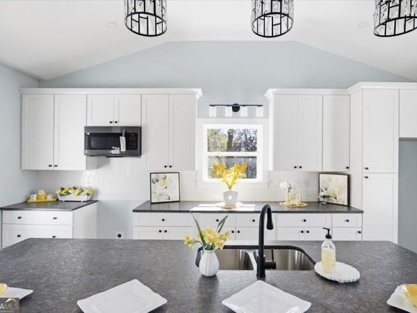 2371 Kensington Road, Macon, GA 31211