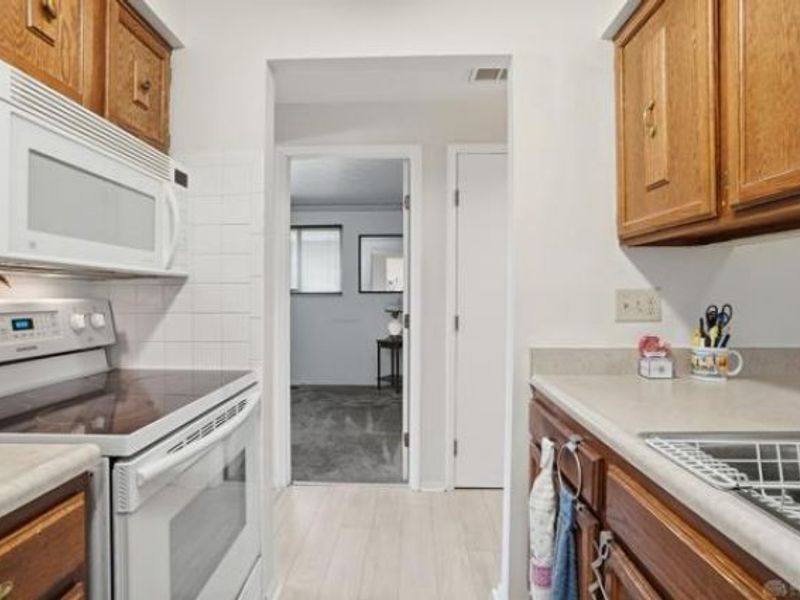 5361 Bessmer Drive, Trotwood, OH 45426 Photo 12