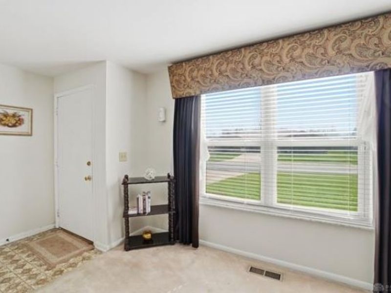 5361 Bessmer Drive, Trotwood, OH 45426 Photo 5