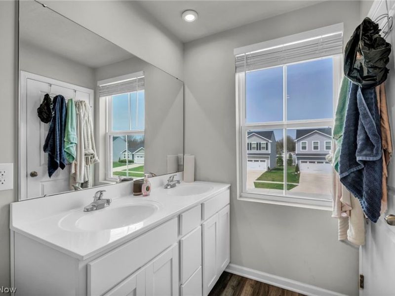 172 Wildflower Drive, Elyria, OH 44035 Photo 14