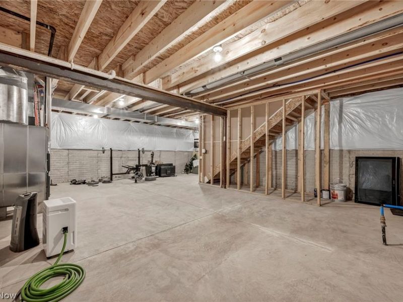 172 Wildflower Drive, Elyria, OH 44035 Photo 21