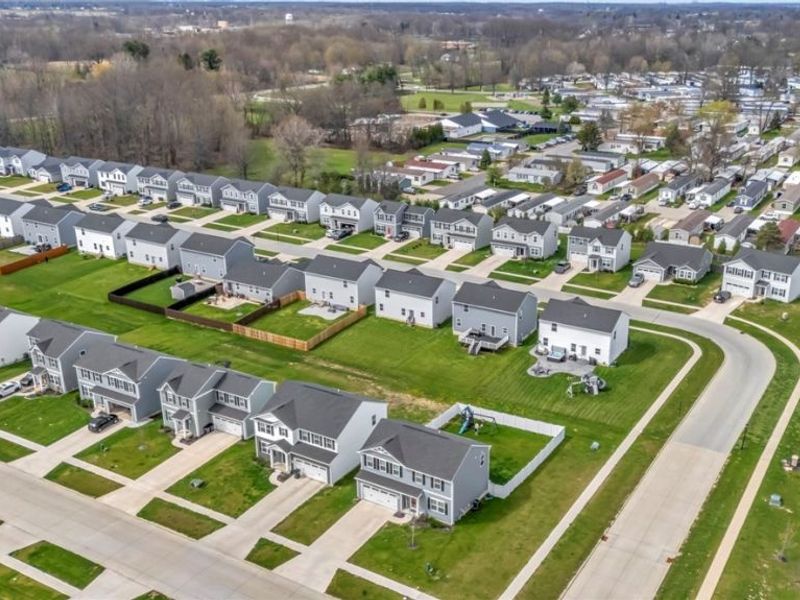 172 Wildflower Drive, Elyria, OH 44035 Photo 29