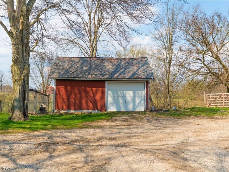 7599 Pawnee Road, Lodi, OH 44254 Photo 16