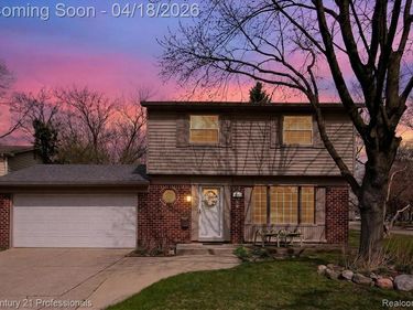 9343 Caprice Drive, Plymouth Twp, MI 48170
