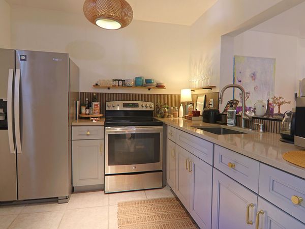 1000 NE 12th Avenue, Unit 106, Hallandale Beach, FL 33009