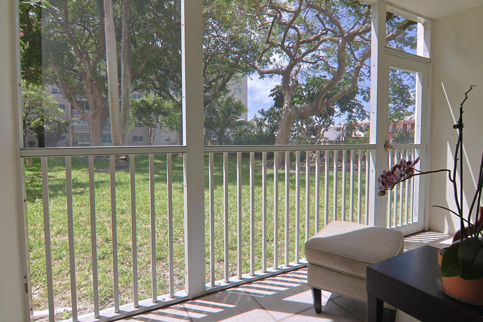 1000 NE 12th Avenue, Unit 106, Hallandale Beach, FL 33009 Photo