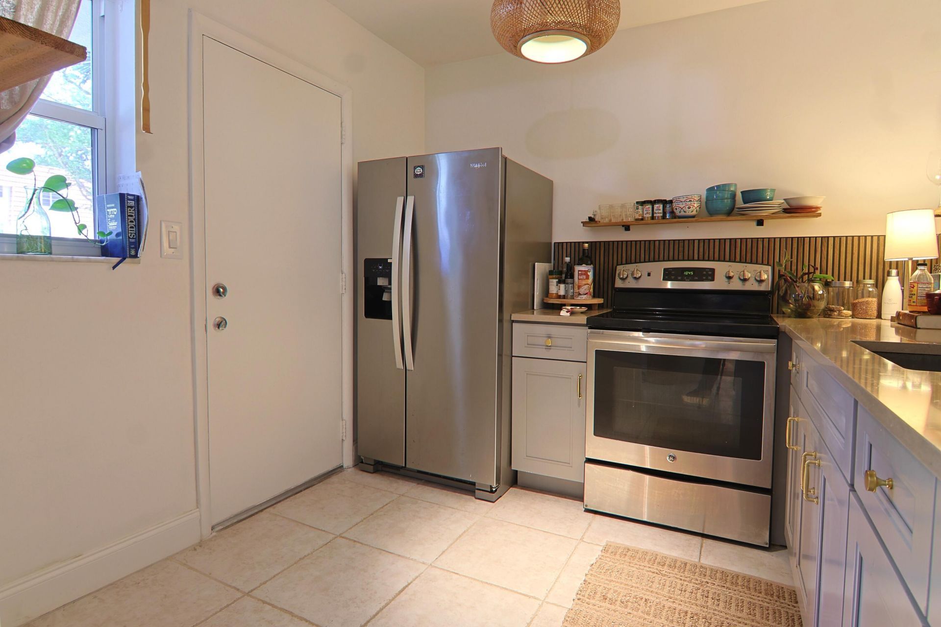 1000 NE 12th Avenue, Unit 106, Hallandale Beach, FL 33009 Photo