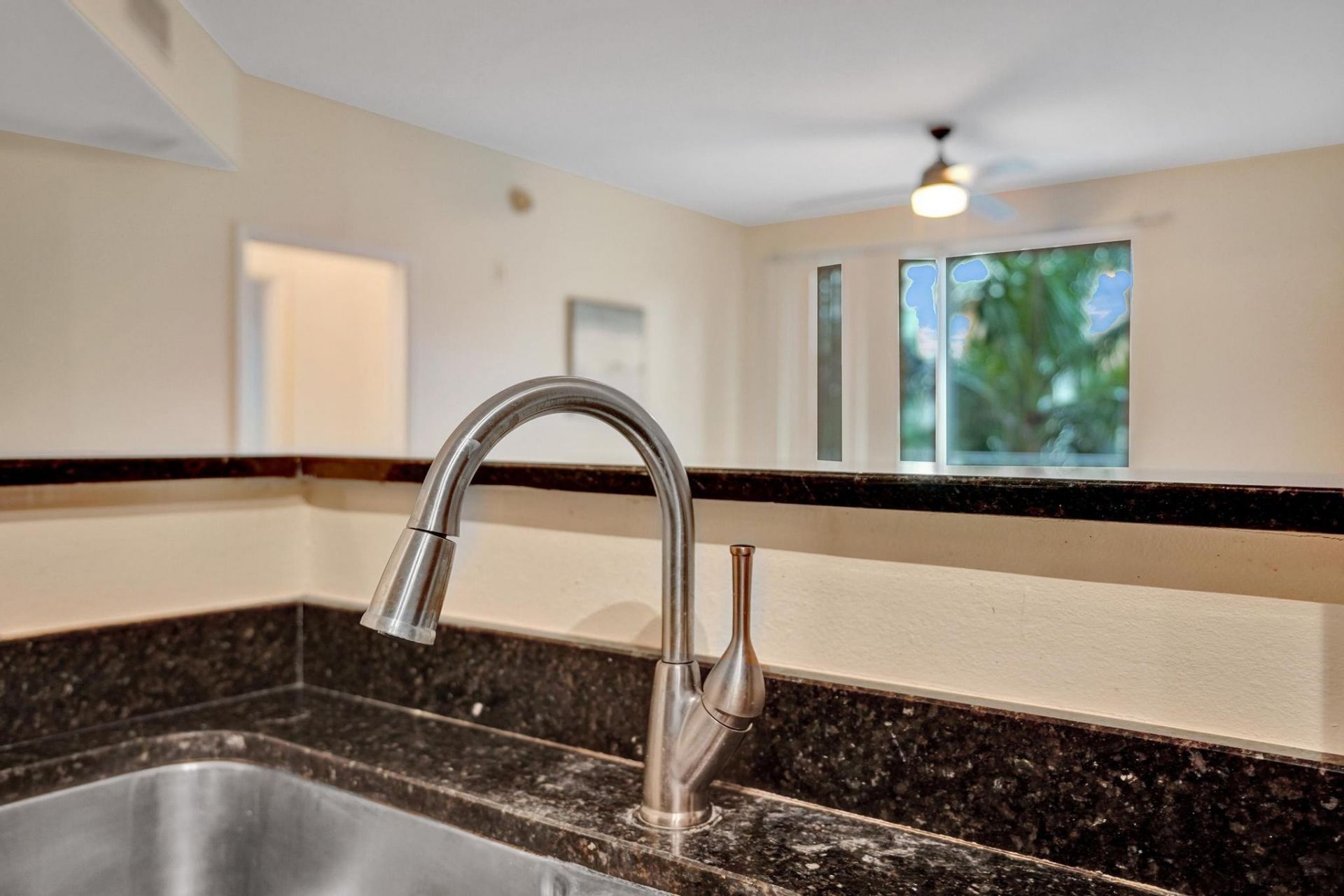 804 E Windward Way, Unit 521, Lantana, FL 33462 Photo