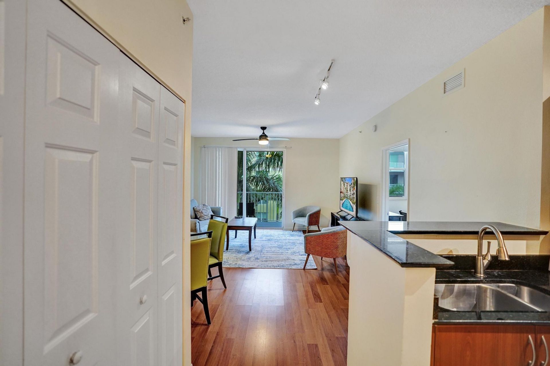 804 E Windward Way, Unit 521, Lantana, FL 33462 Photo