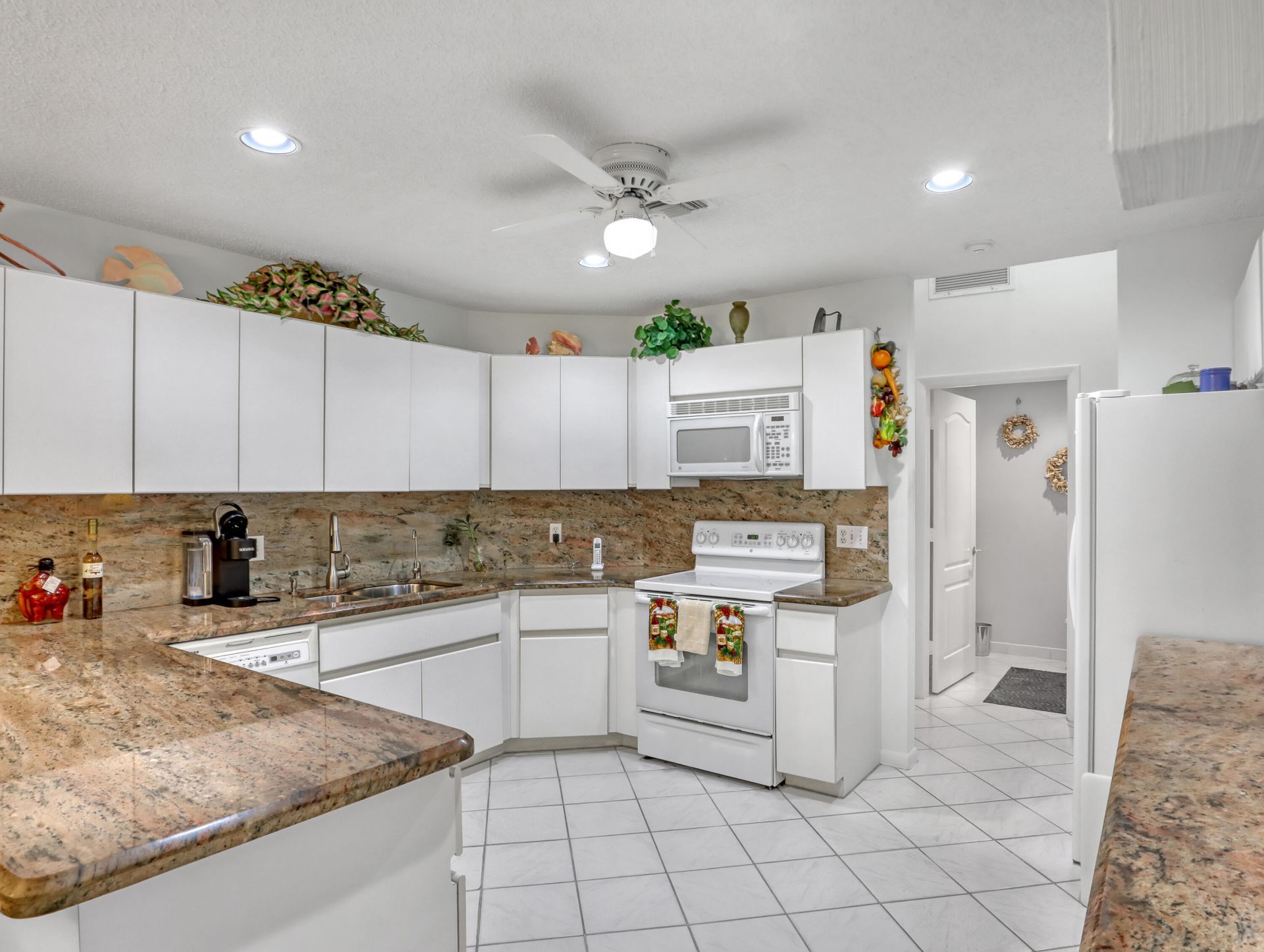 712 Golf Court, Delray Beach, FL 33445 Photo