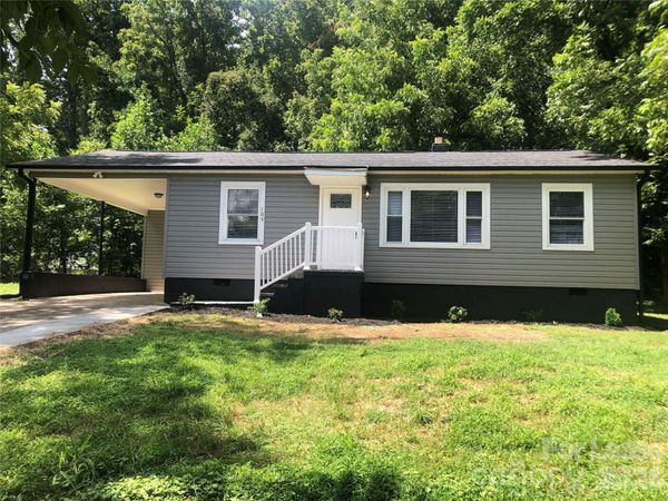 105 Lance Street, Mount Holly, NC 28120