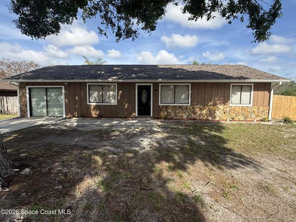 435 Consolata Avenue NW , Palm Bay, FL 32907