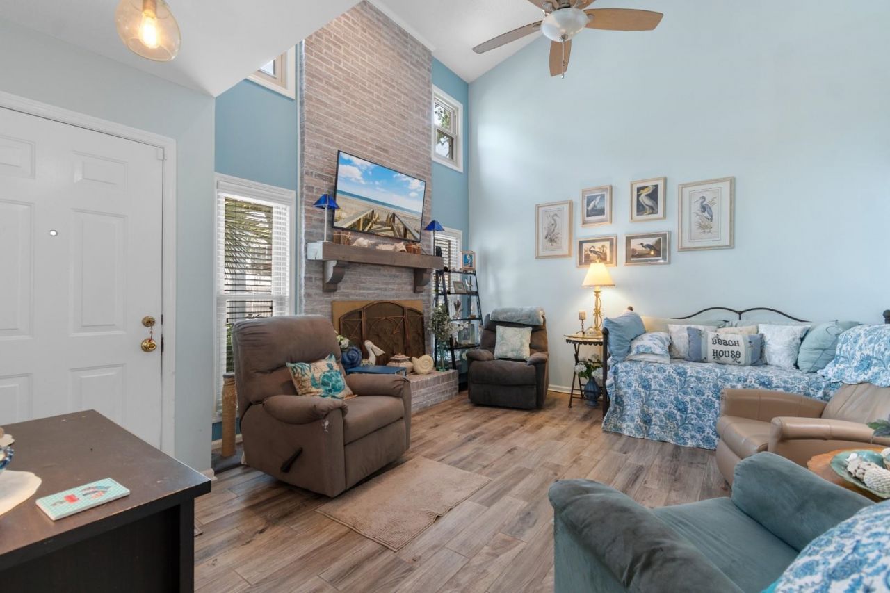 4301 Alicia Ct. Photo 11