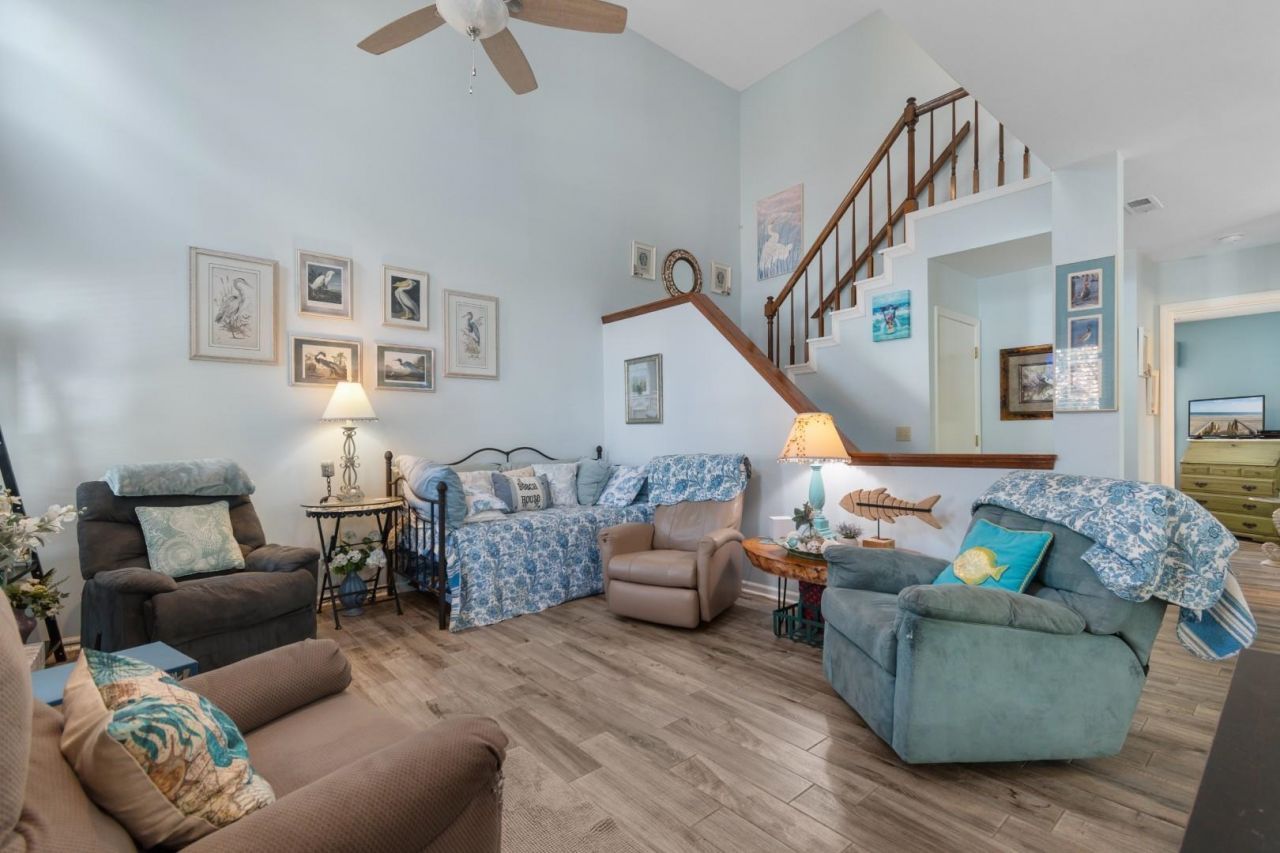 4301 Alicia Ct. Photo 12