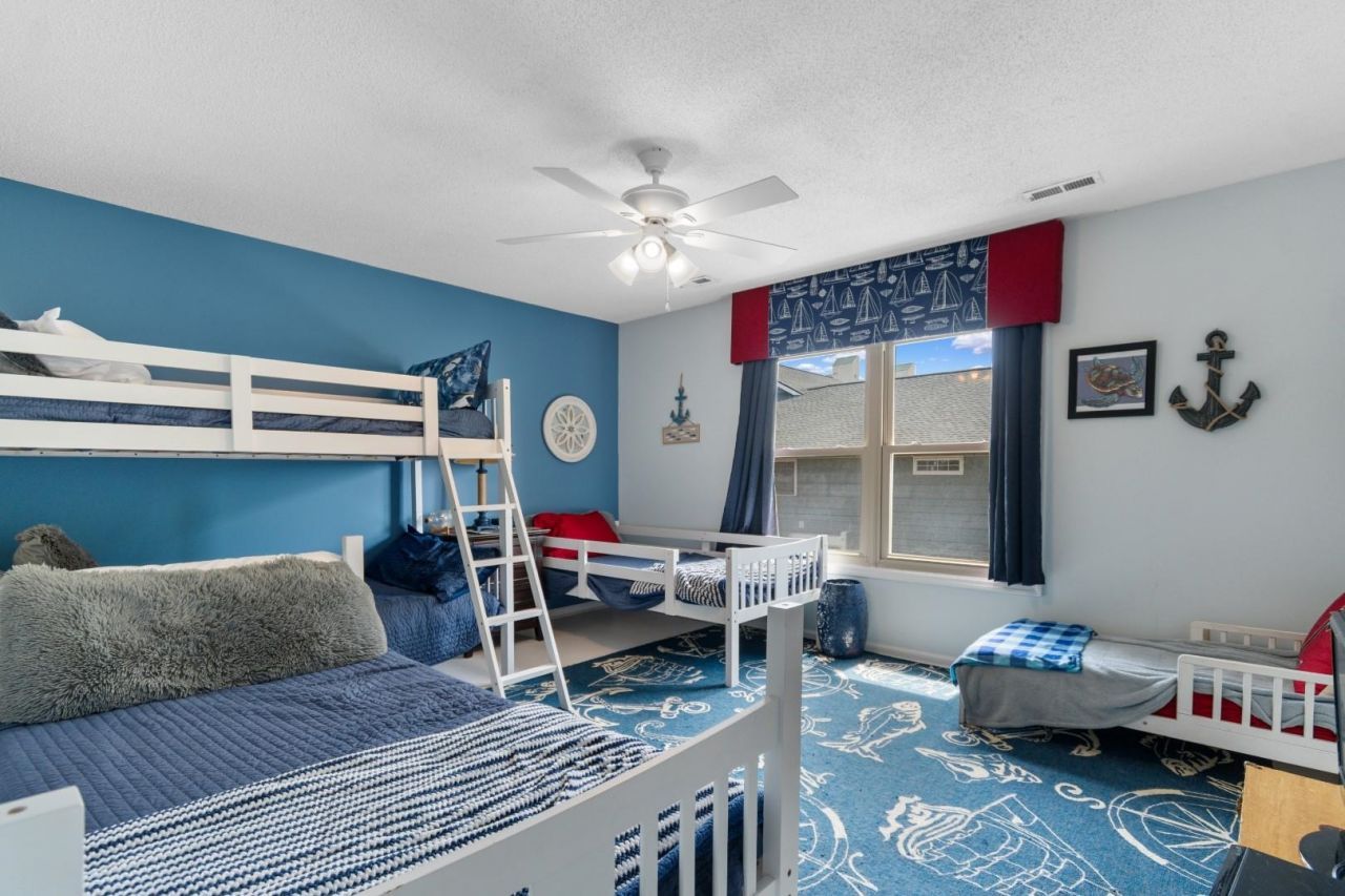 4301 Alicia Ct. Photo 24