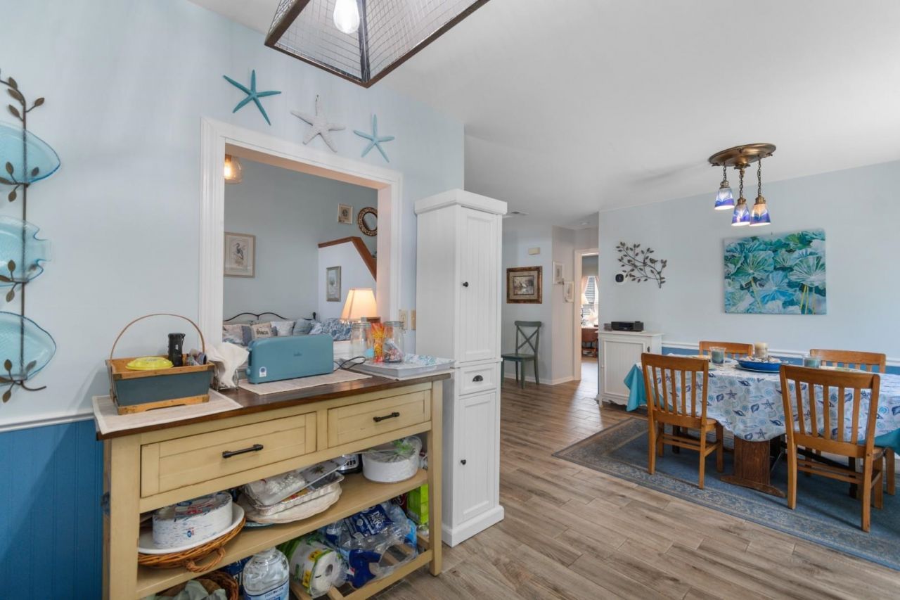 4301 Alicia Ct. Photo 9