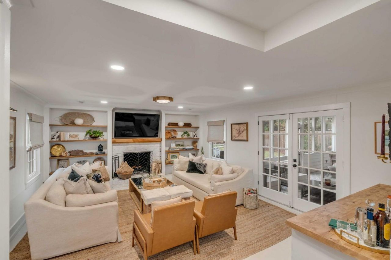 930 Cliffwood Drive Photo 10