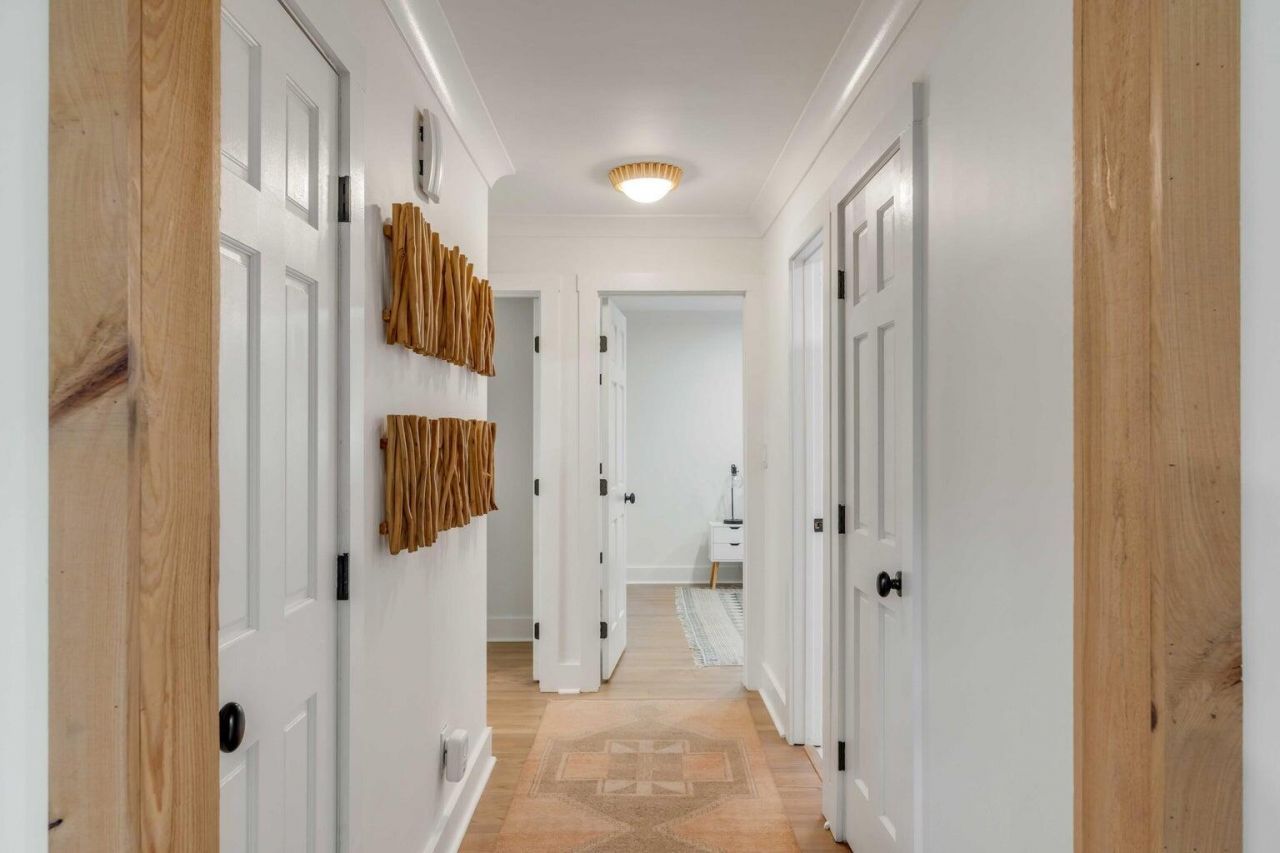 930 Cliffwood Drive Photo 14