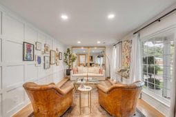 930 Cliffwood Drive photo 4