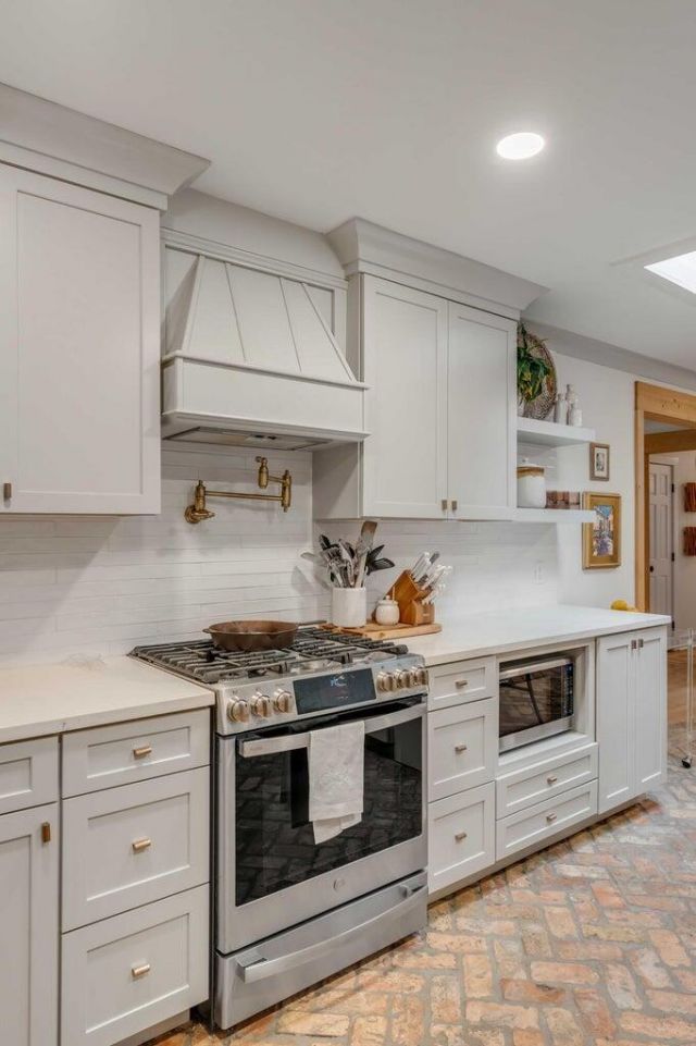 930 Cliffwood Drive Photo 7