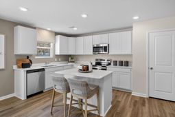 7102 Windham Way photo 4