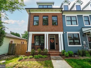 207 E DUNCAN AVENUE, ALEXANDRIA, VA 22301