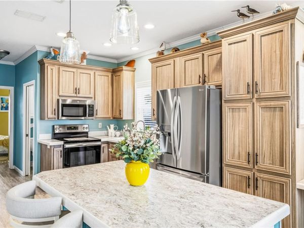 860 Nettles Boulevard, Unit 860, Jensen Beach, FL 34957