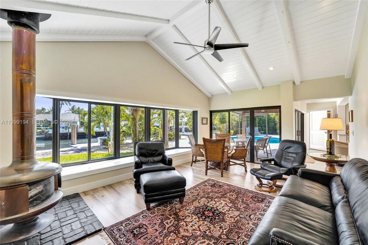 2832 NE 26th St, Fort Lauderdale, FL 33305 Photo