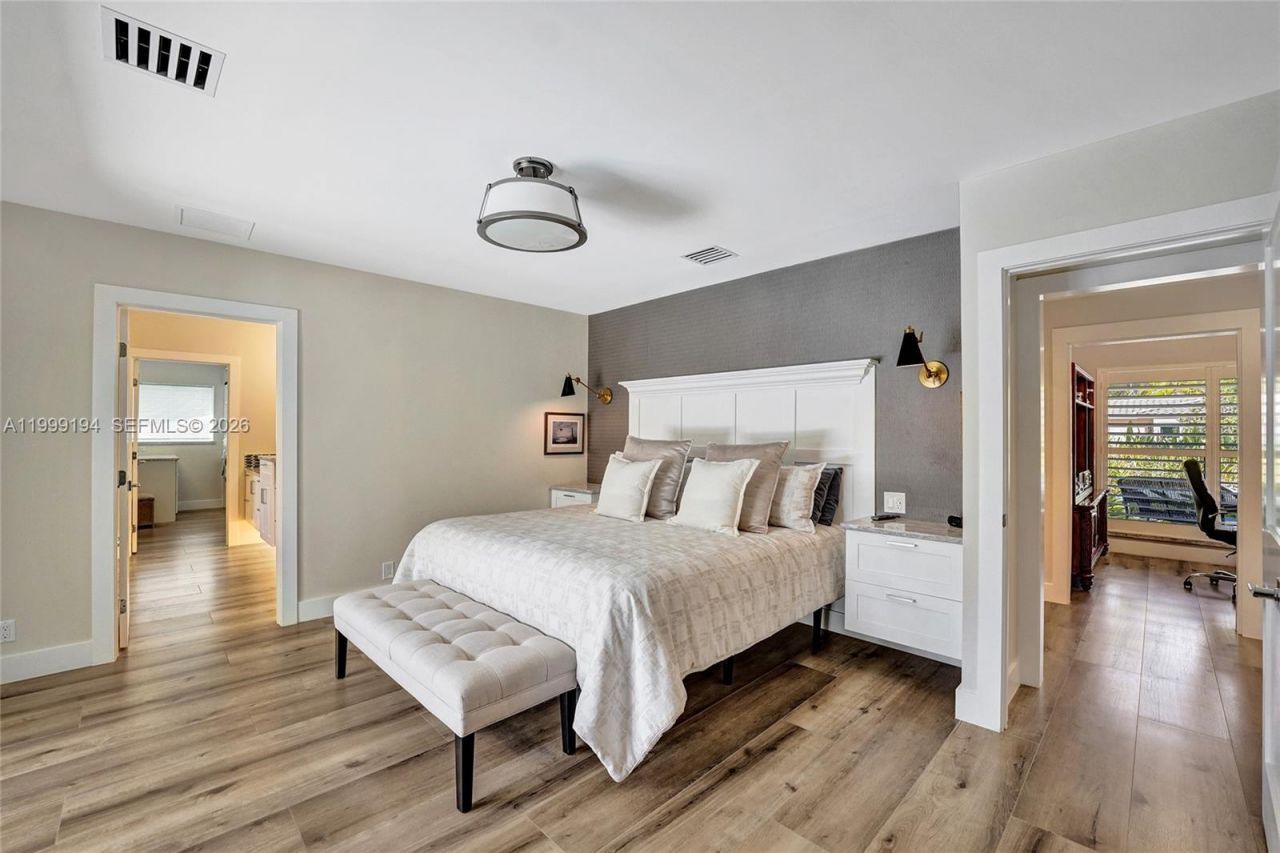 2832 NE 26th St, Fort Lauderdale, FL 33305 Photo