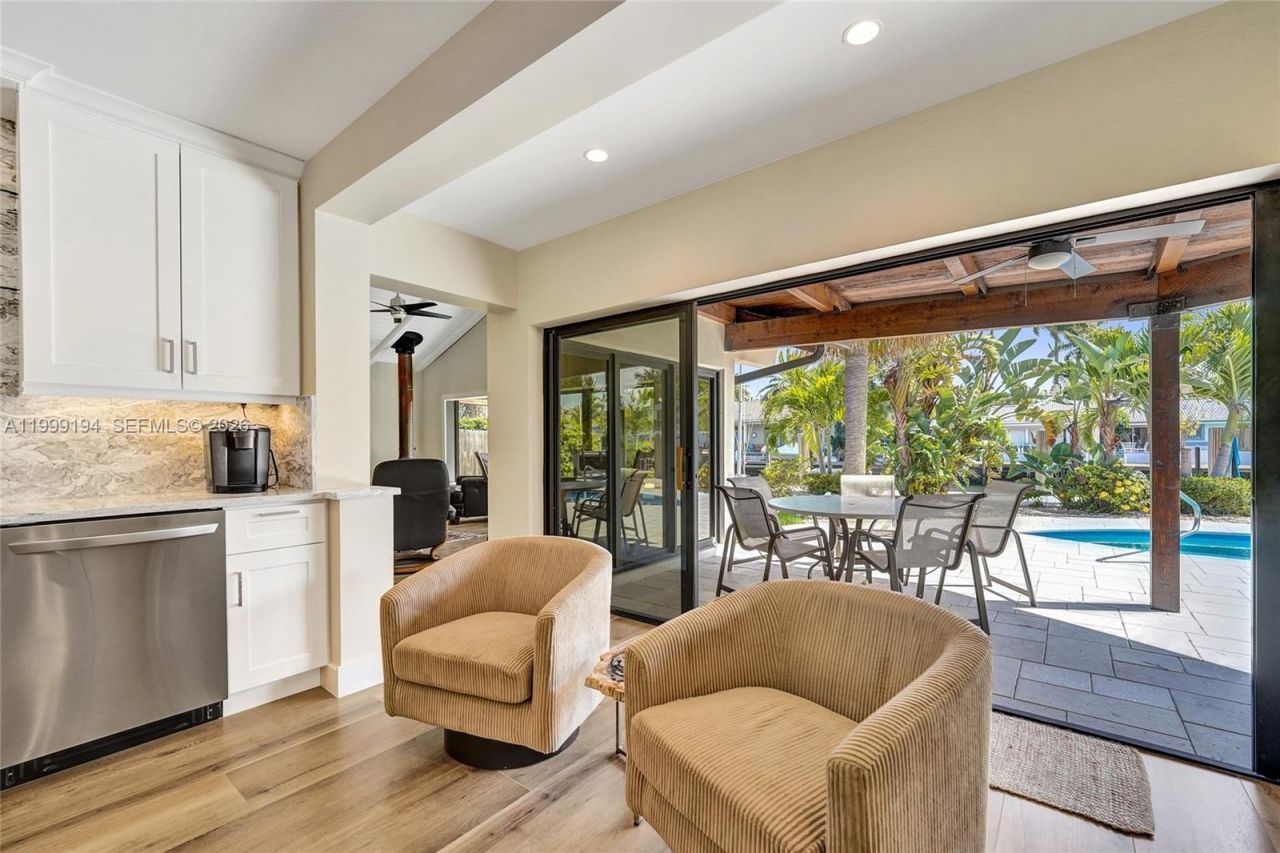 2832 NE 26th St, Fort Lauderdale, FL 33305 Photo